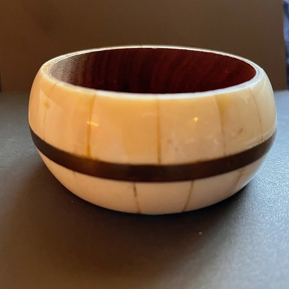 Vintage Carved Bovine Bone and Brass Bracelet. One Piece, No Hinges. - Picture 2 of 2